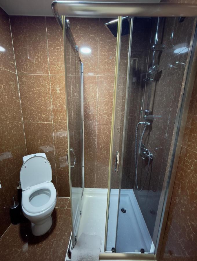 Mr Guest House Tbilisi Bagian luar foto