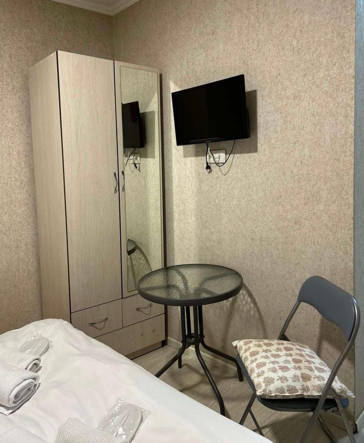 Mr Guest House Tbilisi Bagian luar foto